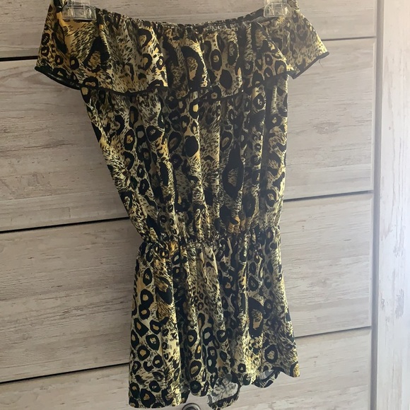 Strapless Cheetah Print Blouse - Picture 5 of 5